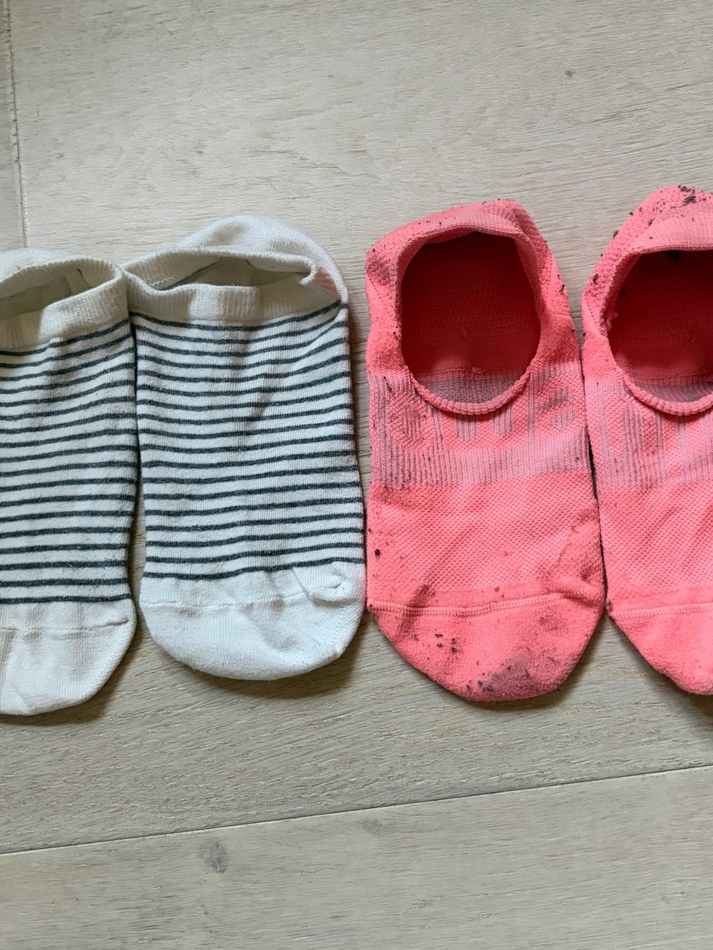 Women’s No-Show Sock Pack - Coral Pink & White/Gray Stripe